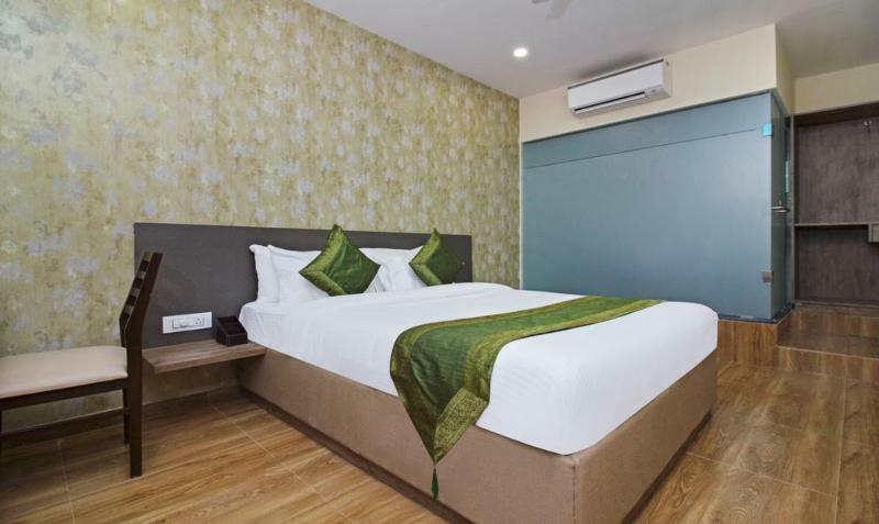 Ocean Suites Hotel Mumbai Exterior photo