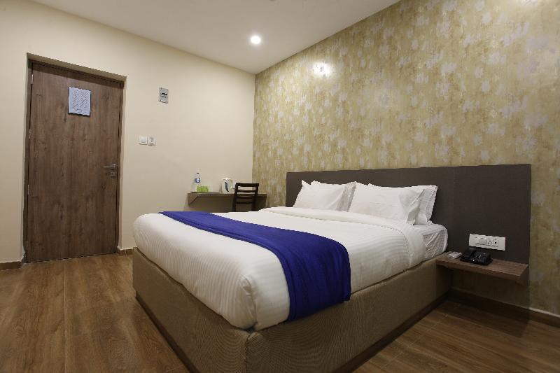 Ocean Suites Hotel Mumbai Exterior photo